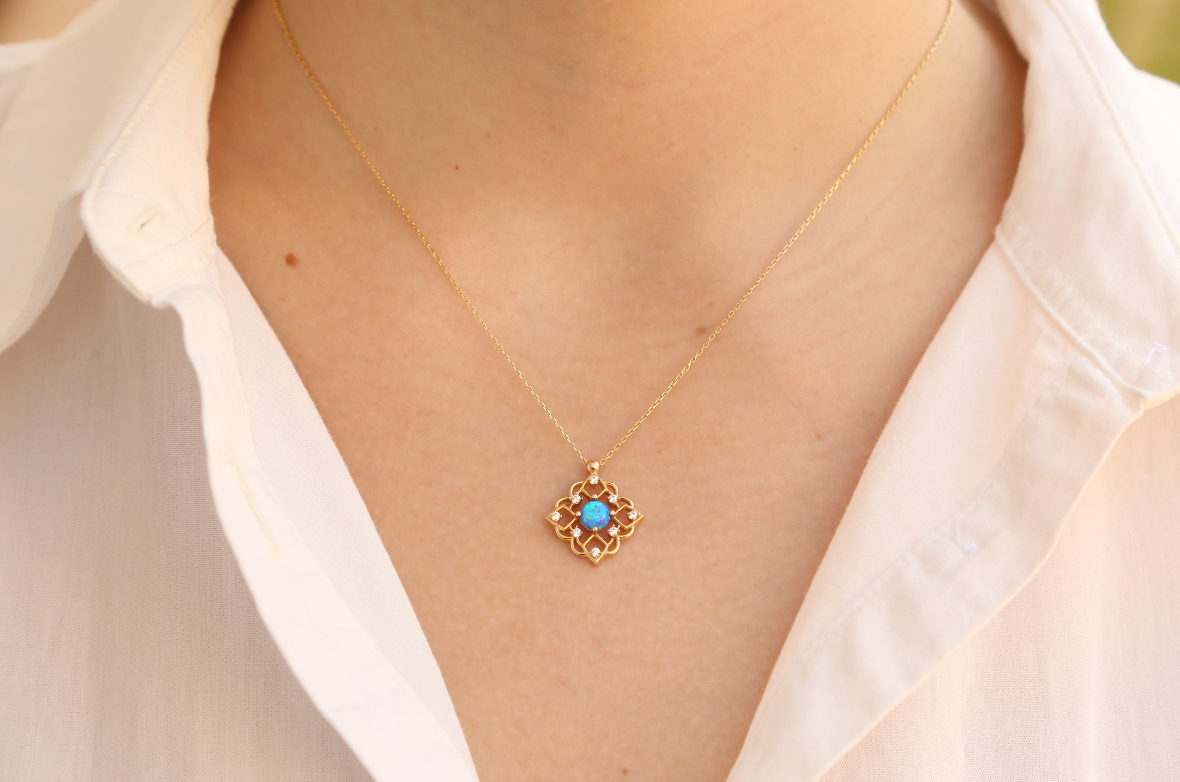 Opal Quenn Kolye